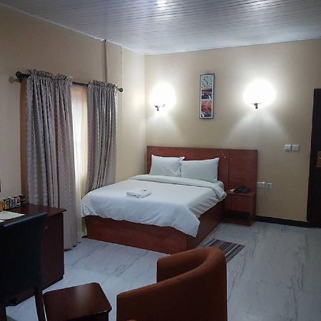 فندق وأجنحة بروفيدنس Abeokuta المظهر الخارجي الصورة